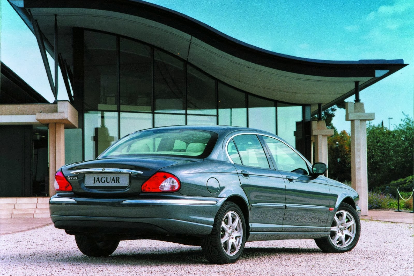 [Jaguar-X-Type-15%255B2%255D.jpg]