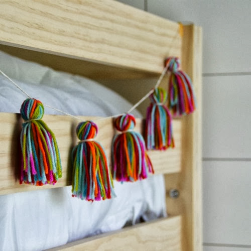 yarn-tassle yarn-tassle