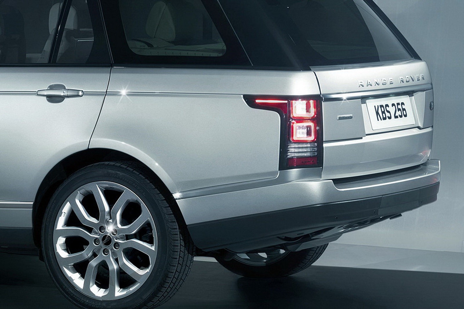 2014-Range-Rover-10%5B2%5D.jpg