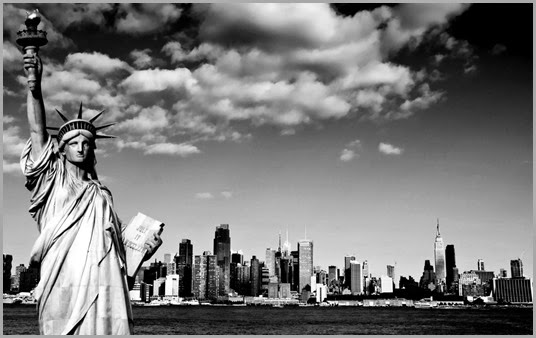 Statue-of-liberty-NYC-Black-and-white-photography-10