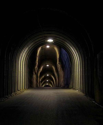 [Magic-small-tunnels-13%255B5%255D.jpg]