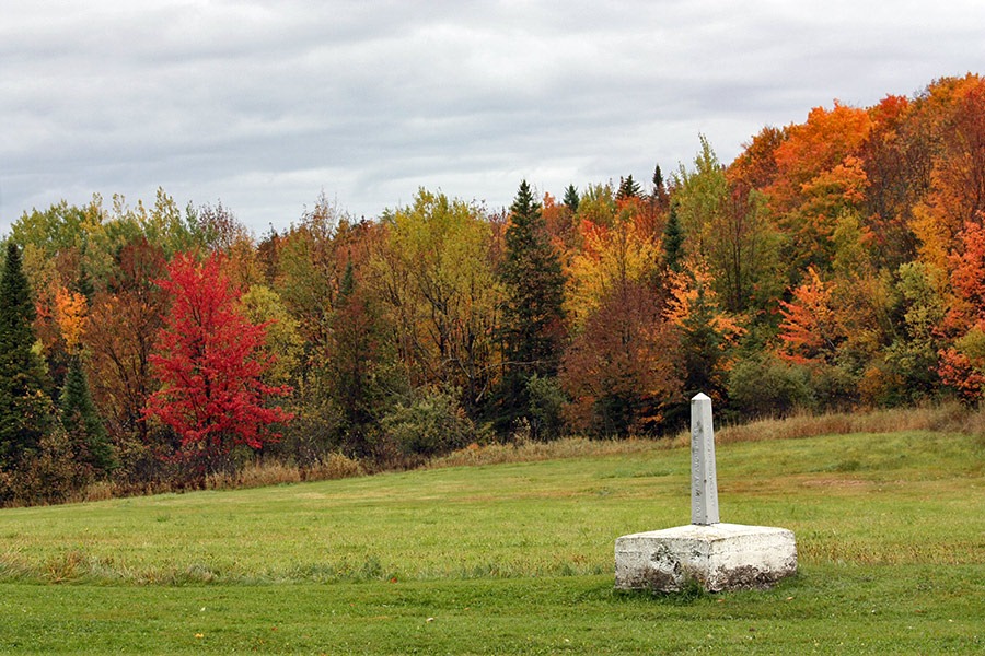 [091009_canadian-border%255B2%255D.jpg]