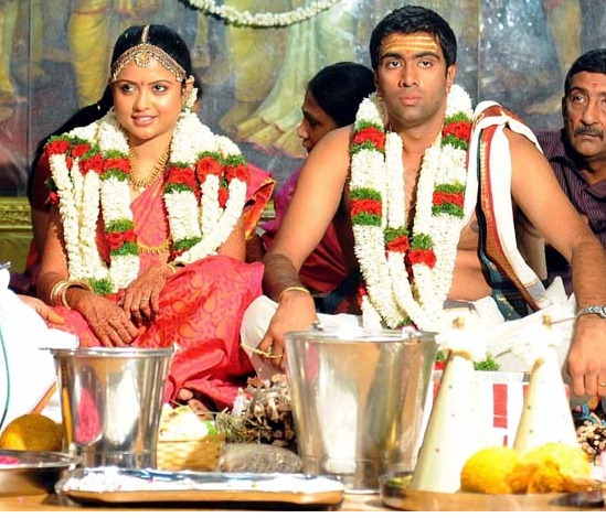 [ashwin%2520wedding%2520photo%255B3%255D.jpg]