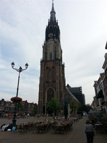 [Neuiew-Kerk-Delft-Small2.jpg]