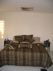 Mystery Bed, Mystery
