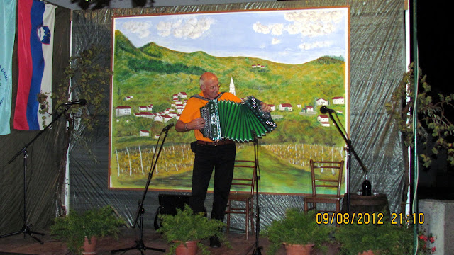 2012-09-Harmonikaski-vecer-Osek-41.JPG