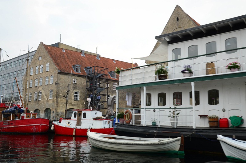 [Copenhagen-boat-tour154.jpg]
