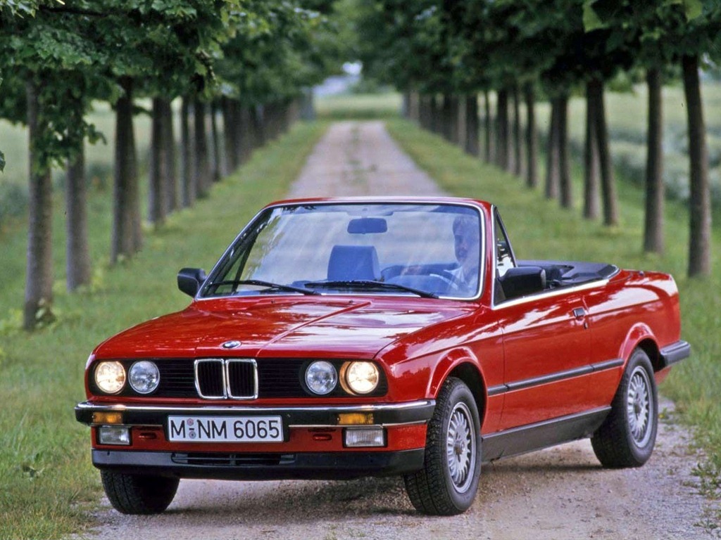 [BMW-E30-3-Series-Convertible-35.jpg]