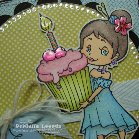 [RCC8_CupcakeRuby_Closeup_DLounds%255B3%255D.png]