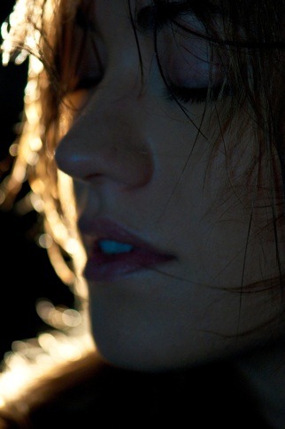 [dollys-from-holly.blogspot.com_Yvonne%2520Strahovski_05%255B2%255D.jpg]