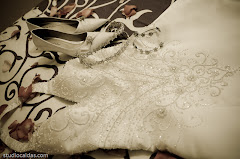 Fotos do evento Luana + Bruno. Foto numero 0004 do Studio Caldas, do Rio de Janeiro, RJ. Lincoln Caldas e equipe fazem fotos de casamento (fotografias de casamentos), fotos de making-of (making of de noiva), fotos em estudio (ensaios fotograficos), fotos de casal (ensaios fotograficos de e-session), fotos de familia, videos de casamento (filmagem de casamentos), videos de making-of e clipes de casamento. Fotojornalismo e videojornalismo no Rio de Janeiro, RJ. fotos casamento rio de janeiro fotografias casal rj foto eventos familia noiva ensaio fotografico videos galeria noivas fotografo evento casar retrato fotografía modelos book revista imagem penteados festa