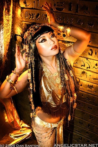 [Cleopatra_the_Golden_Queen_by_yayacosplay%255B2%255D.jpg]