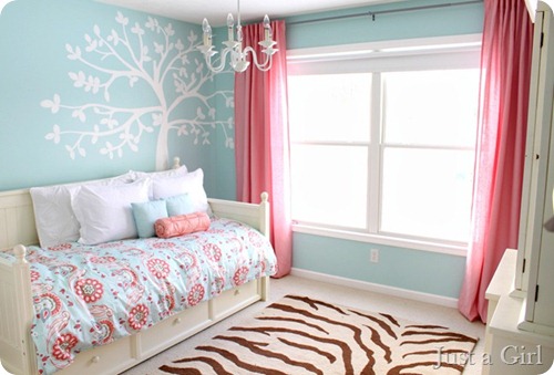 blue and pink girls room