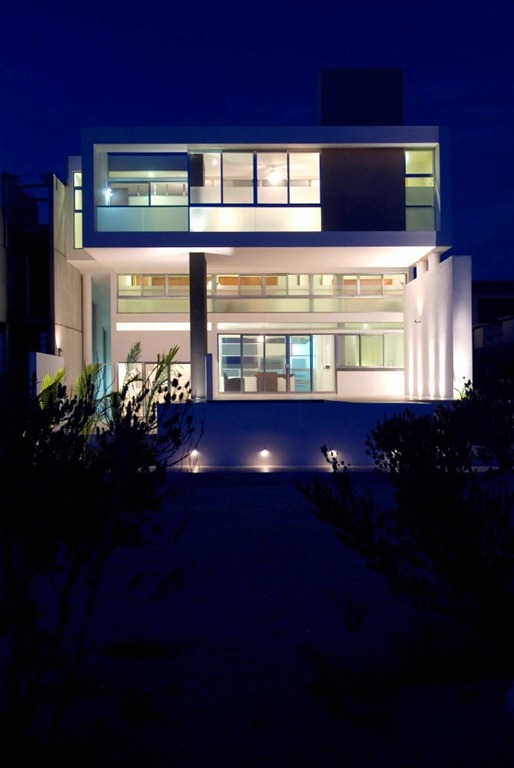 [Arquitectura-minimalista-moderna-casa-escalonada-seijo-peon-arquitectos%255B6%255D.jpg]