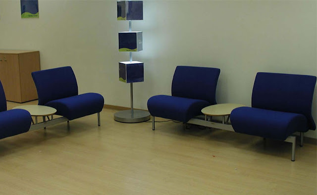 tel09-sala-lr.JPG