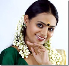 reena_basheer_cute_still