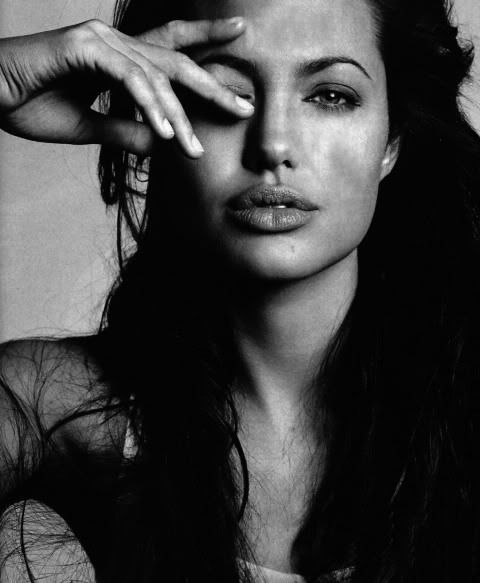 [Angelina_Jolie0514.jpg]