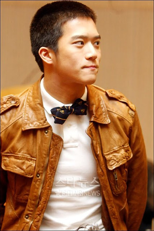 Ha Seok Jin - Cutie Korean with 6 Packs abs