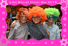 Fotos do evento Bat Mitzvah Eliezer Max - 20.11.11. Foto numero 17 da Social Click Fotografia Digital, do Rio de Janeiro, RJ, que faz fotos divertidas, fotos malucas, fotos com fantasias, fotos na hora, fotografia maluca, fotografia divertida com molduras personalizadas. fotos divertidas malucas foto maluca animadas animado rj rio de janeiro divertida fantasia animada fotografia eventos sociais e filmagem no site fotografos casamento