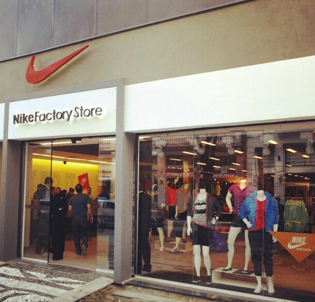 Maria Vitrine - Blog de Compras, Moda e Promoções em Curitiba.: Loja Outlet  da NIKE em Curitiba – Nike Factory Store traz produtos com preços reduzidos.