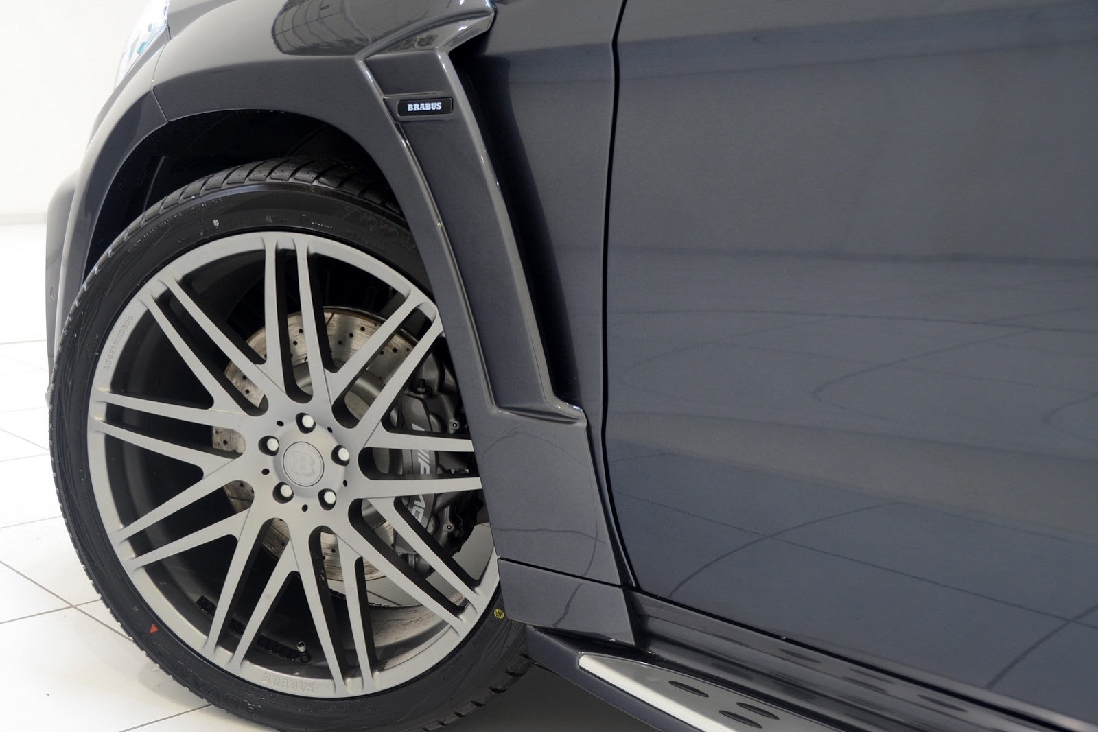 [Brabus-Mercedes-GL-14%255B2%255D.jpg]