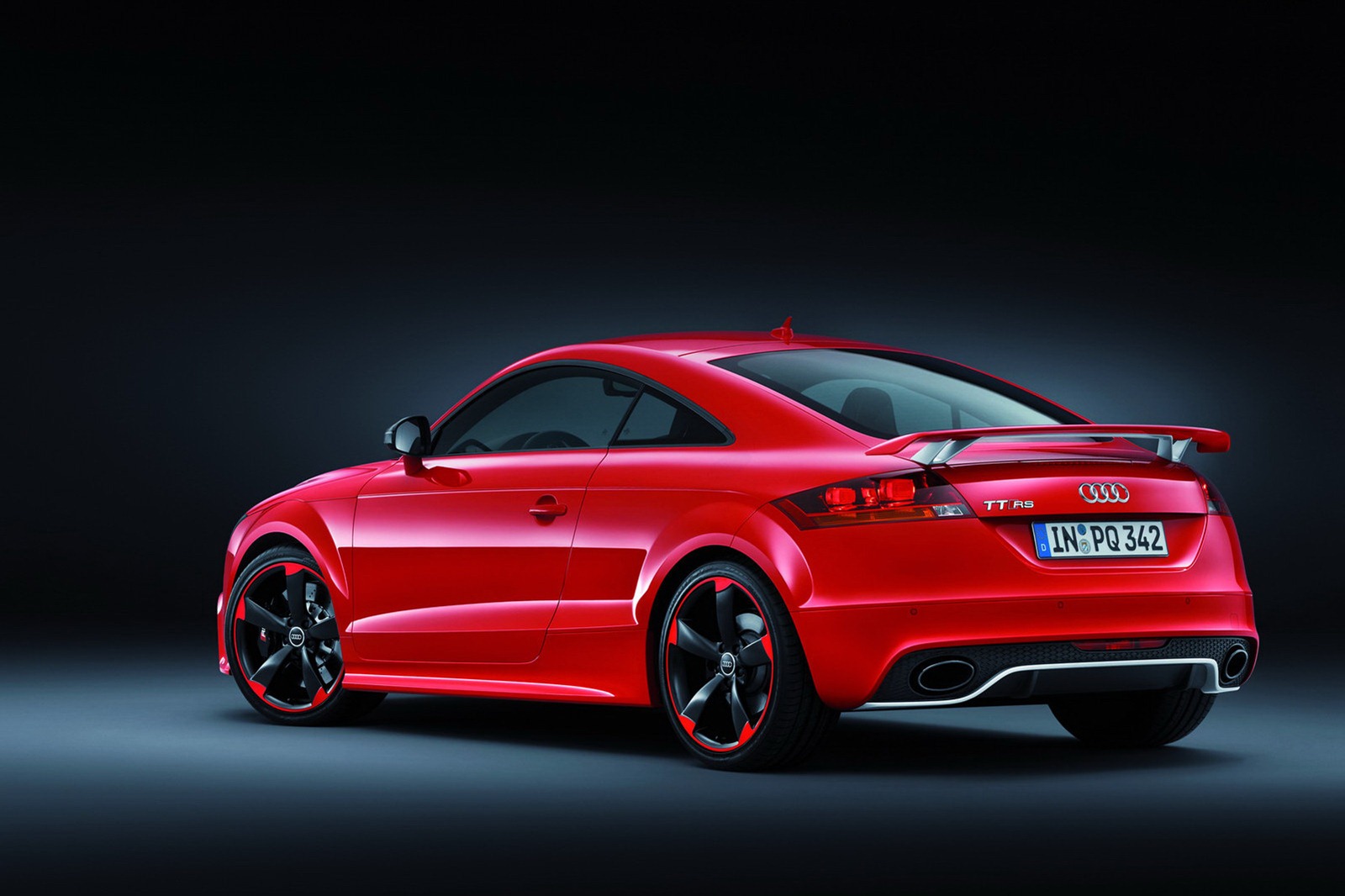 [2013-Audi-TT-RS-Plus-25%255B2%255D.jpg]