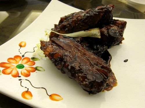 [Dong-Po-Ribs-with-Honey-Sauce3.jpg]