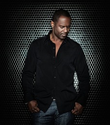 brian-mcknight-releases-funny-or-die-video-how-your-p-ssy-works