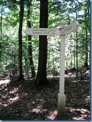 6851 Quebec - Gatineau Park - Mackenzie King Estate - Waterfall Trail sign 6851 Quebec - Gatineau Park - Mackenzie King Estate - Waterfall Trail sign