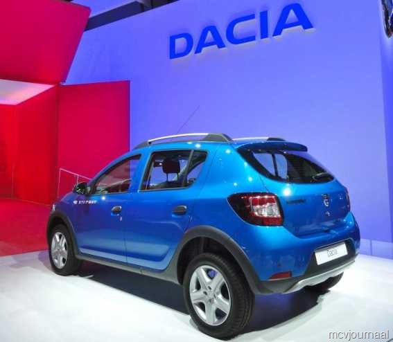 [Dacia%2520stand%2520Parijs%25202012%252013%255B1%255D.jpg]