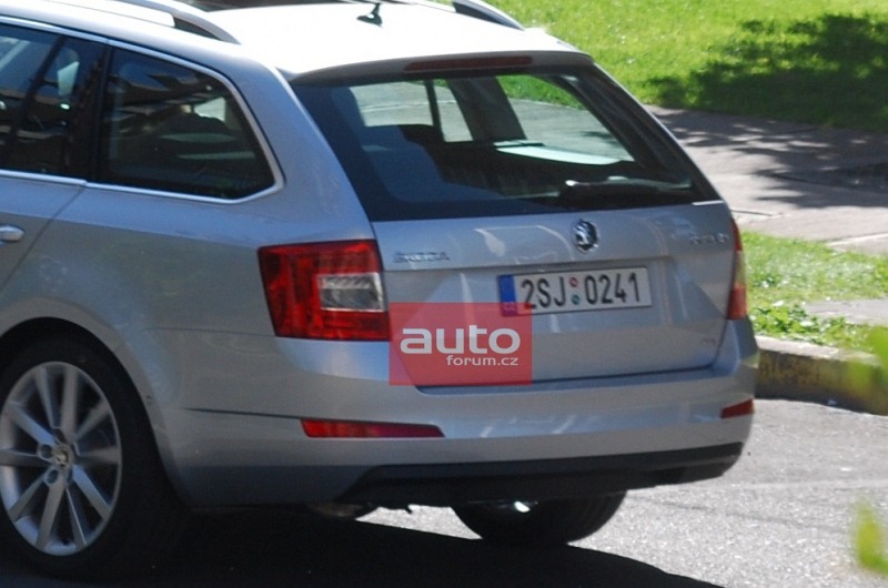 [2013-Skoda-Octavia-9%255B2%255D.jpg]