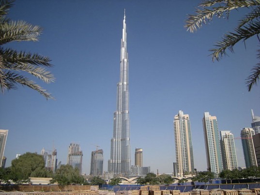 [Burj-Khalifa-LEGO-2-537x402%255B4%255D.jpg]