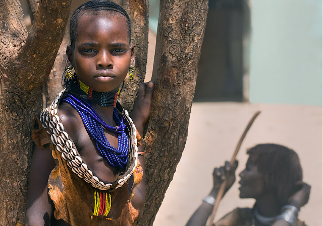 Foto del día: La mirada de una niña Hamer