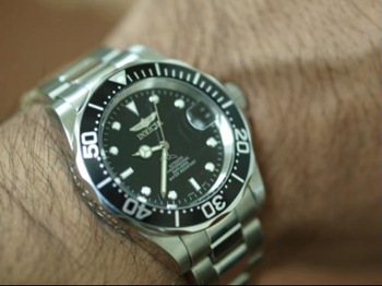 Invicta 8926 Pro Diver Collection Automatic Watches for men. Invicta 8926 Pro Diver Collection Automatic Watches for men.
