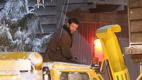 Wolverine havas forgatási fotókon ninjákkal csap össze 02