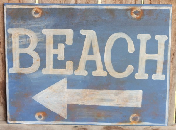 [beach-sign-knock-off-from-the-ballard-designs-catalog-012%255B4%255D.jpg]
