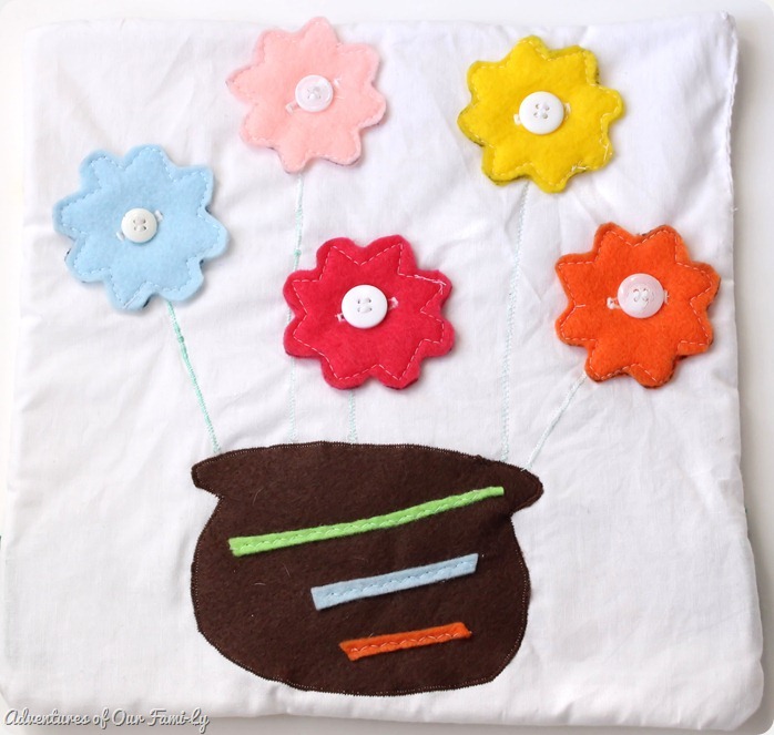 Quiet-book-DIY-button-flower-templat