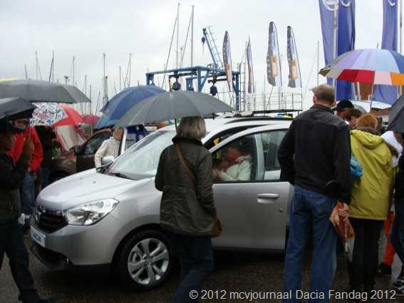 [Dacia-Fandag-2012-Onthulling-Lodgy-2%255B13%255D.jpg]
