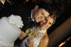 Album (digital) de fotos de Carina + Marcello do Studio Caldas, do Rio de Janeiro, RJ. Lincoln Caldas e equipe fazem fotos de casamento (fotografias de casamentos), fotos de making-of (making of de noiva), fotos em estudio (ensaios fotograficos), fotos de casal (ensaios fotograficos de e-session), fotos de familia, videos de casamento (filmagem de casamentos), videos de making-of e clipes de casamento. Fotojornalismo e videojornalismo no Rio de Janeiro, RJ. fotos casamento rio de janeiro fotografias casal rj foto eventos familia noiva ensaio fotografico videos galeria noivas fotografo evento casar retrato fotografía para madrinhas ver maquiagem