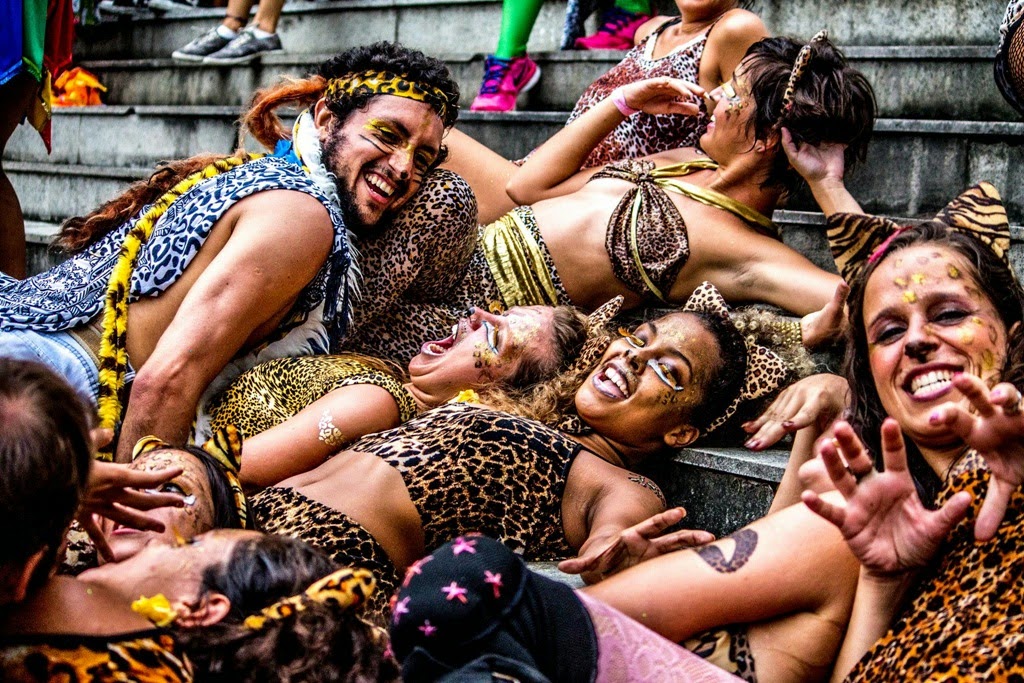 [on%25C3%25A7as%25202%255B5%255D.jpg]