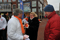 2010 02 13 Publieksactie centrum met Charlie Aptroot 045.jpg 2010 02 13 Publieksactie centrum met Charlie Aptroot 045.jpg
