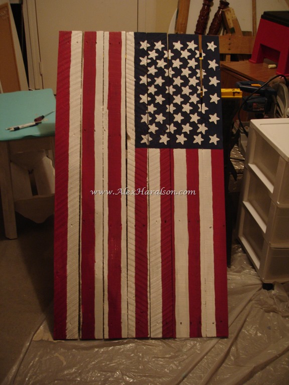 [Pallet-Wood-American-Flag135.jpg]