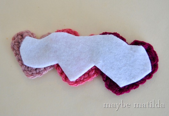 Make a Valentine's heart headband