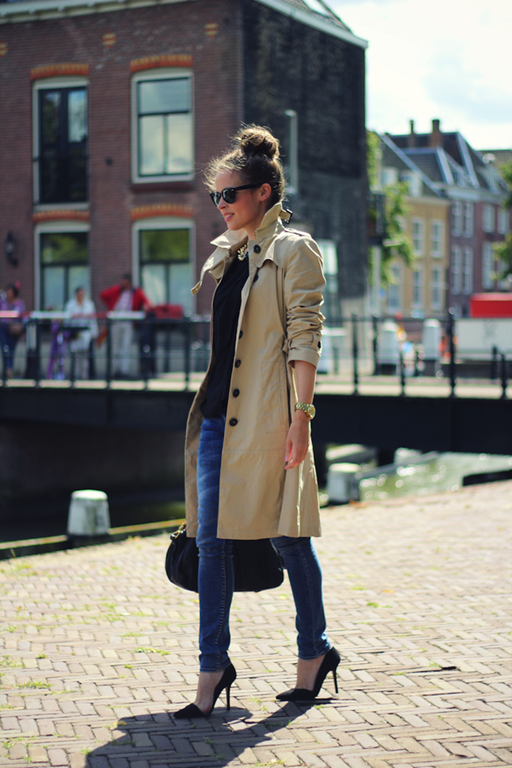 [Trench-Coat---via-Cup-of-Jo4.png]
