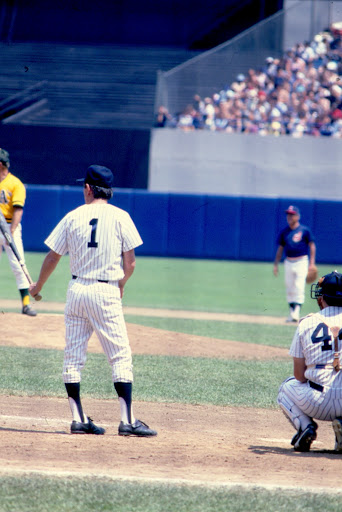 ALFA ROMEO 1750 6C BERLINA 1932 BEIGE/NERO. ?p?st??? se ??a? F???