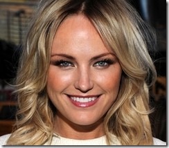 Malin Akerman és Tyler Labine együtt hétvégéznek