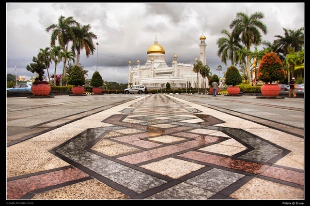 [Brunei51.jpg]