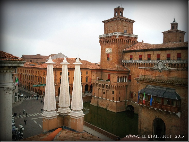 La Torre dei Leoni, foto3,Ferrara,EmiliaRomagna,Italia - The tower of the Lions, photo 3, Ferrara, Emilia Romagna, Italy - Property and copyrights of FEdetails.com