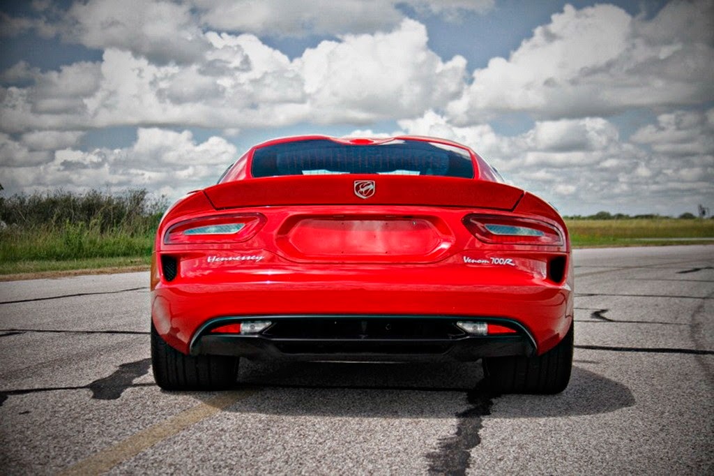 [SRT-Viper-Hennessey-4%255B2%255D.jpg]