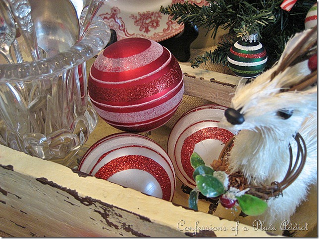 CONFESSIONS OF A PLATE ADDICT Rustic Christmas Centerpiece CONFESSIONS OF A PLATE ADDICT Rustic Christmas Centerpiece
